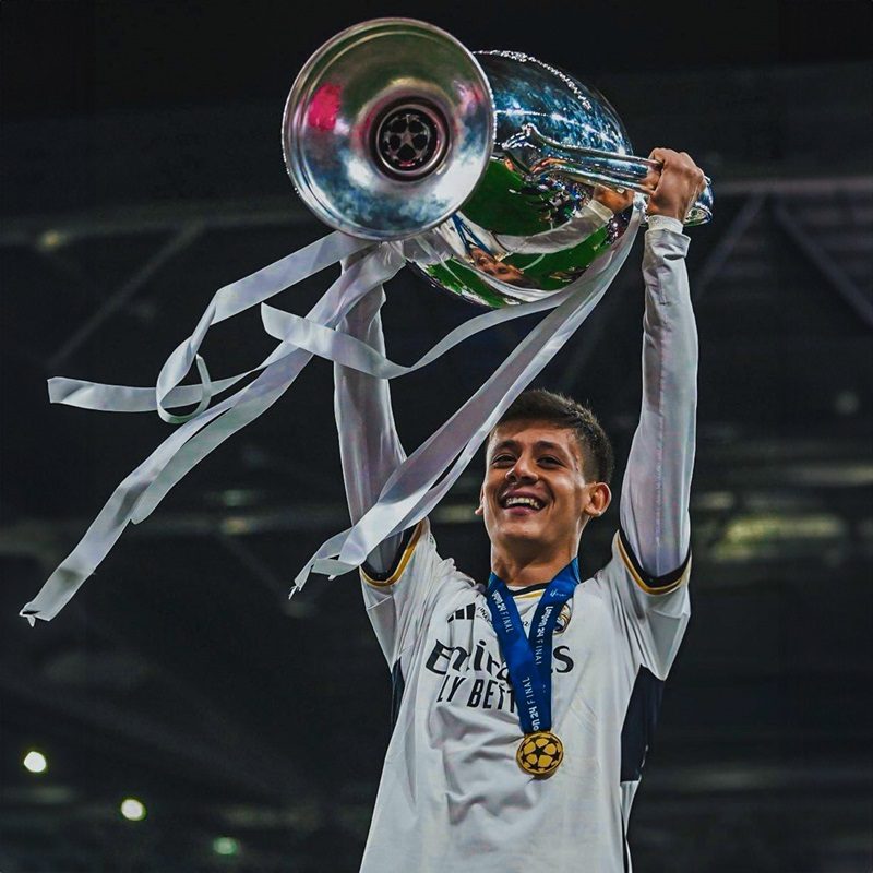 image Arda Güler - Từ tài năng trẻ của Fenerbahçe đến ngôi sao tiềm năng của Real