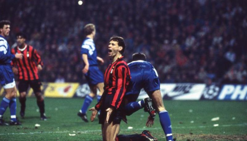 Ghi dấu tại Ajax, AC Milan và tuyển Hà Lan huyền thoại