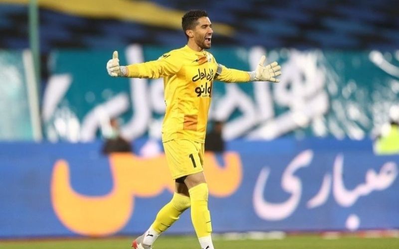 Anh được đào tạo bài bản tại Esteghlal FC